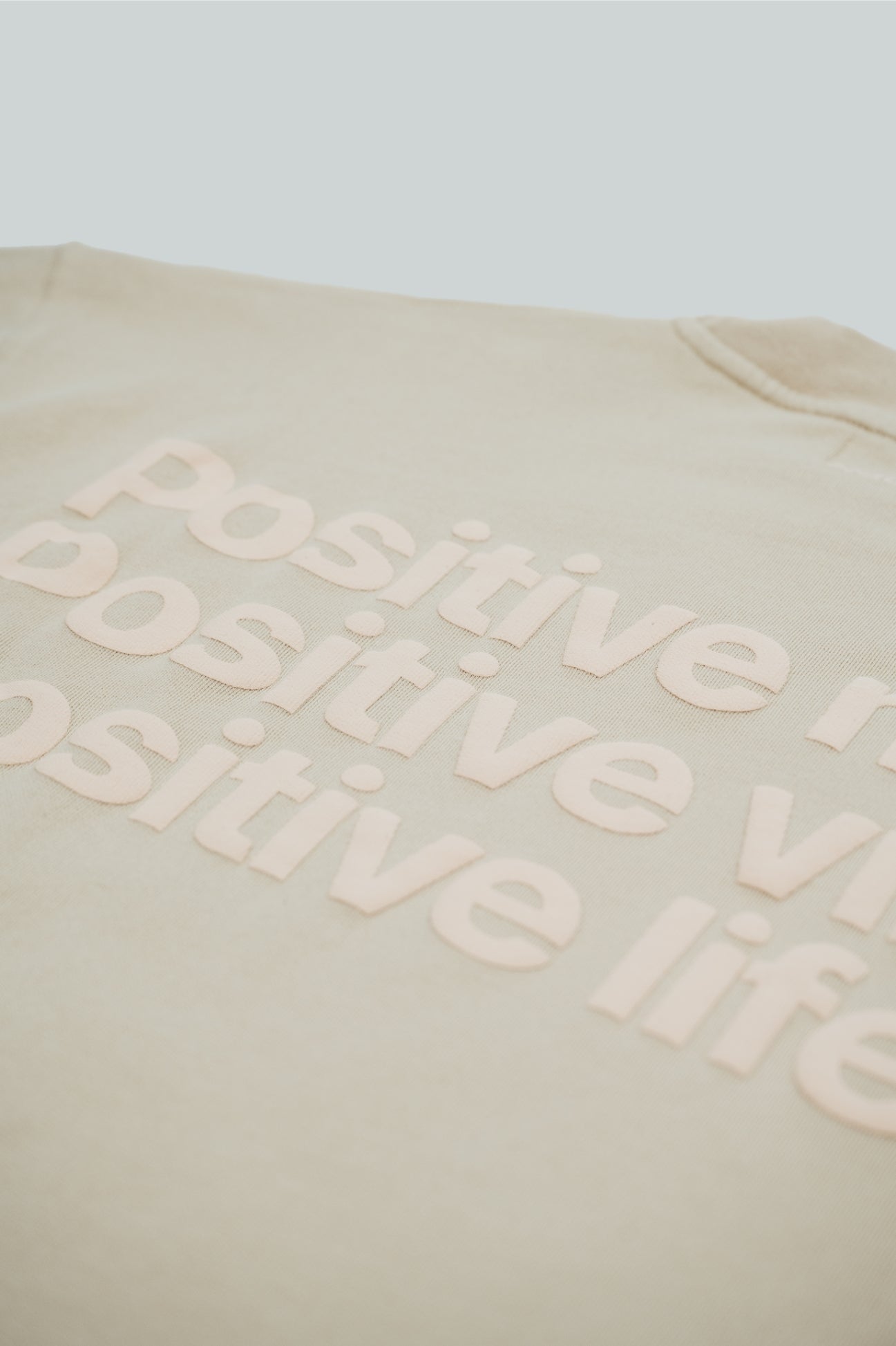 POSITIVE MIND SWEATSHIRT Sweatshirt - NBDC