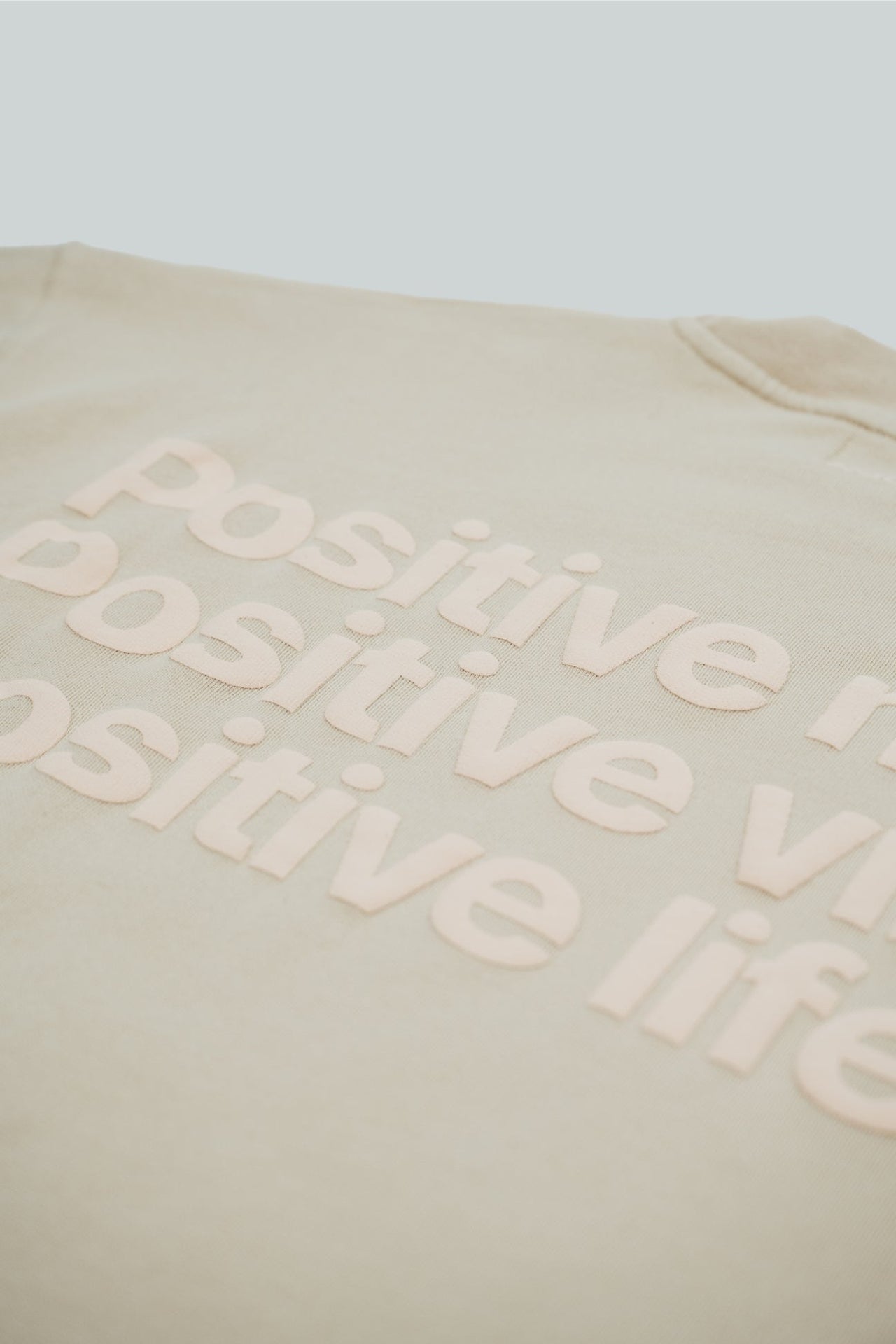 POSITIVE MIND SWEATSHIRT Sweatshirt - NBDC